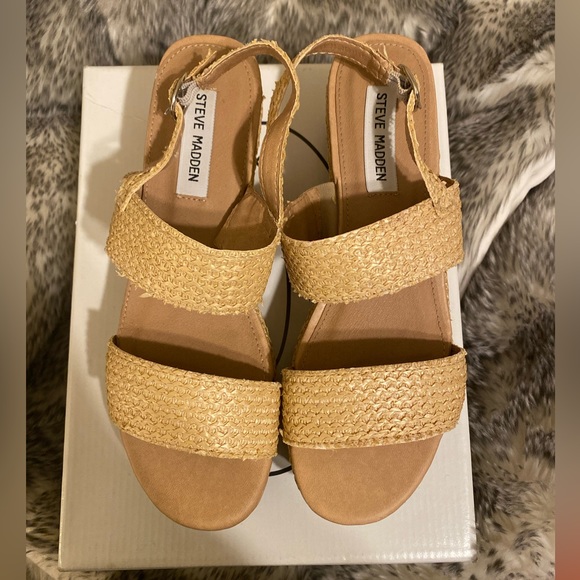 Steve Madden Womens platform sandals - Picture 4 of 5